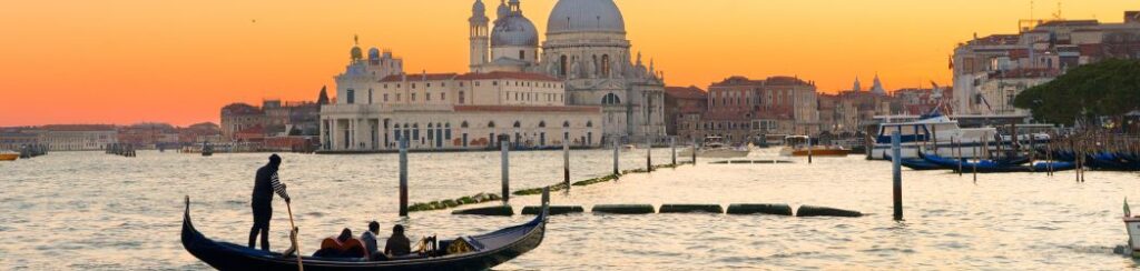 alt="buckeltest Gondola in Venice"